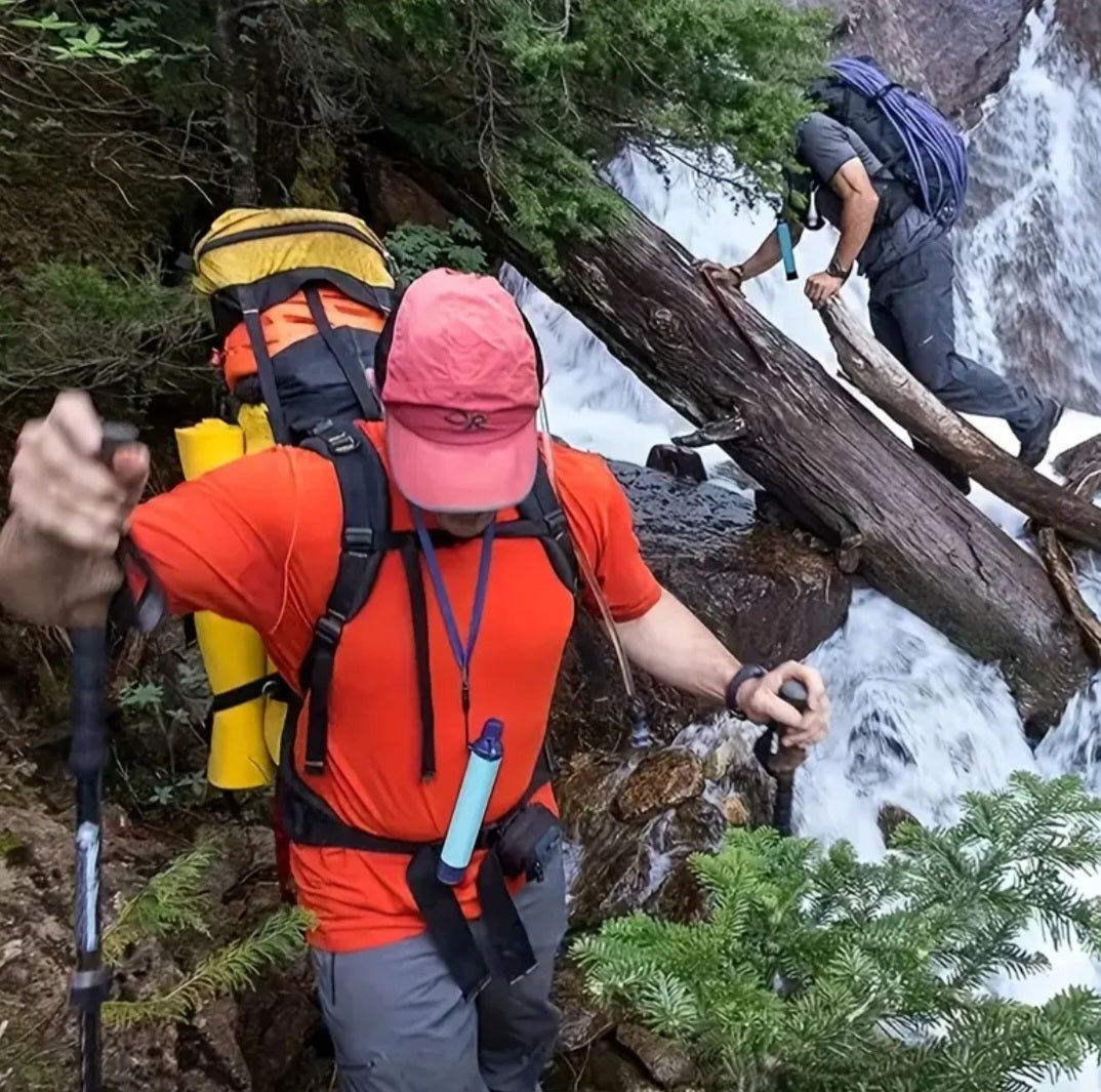 Isiklik välistingimustes veefilter – kaasaskantav ellujäämisvee puhastaja (1 tk)