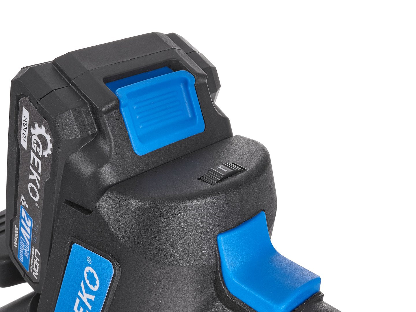 Tile vibration tool with battery-powered vacuum suction cup set