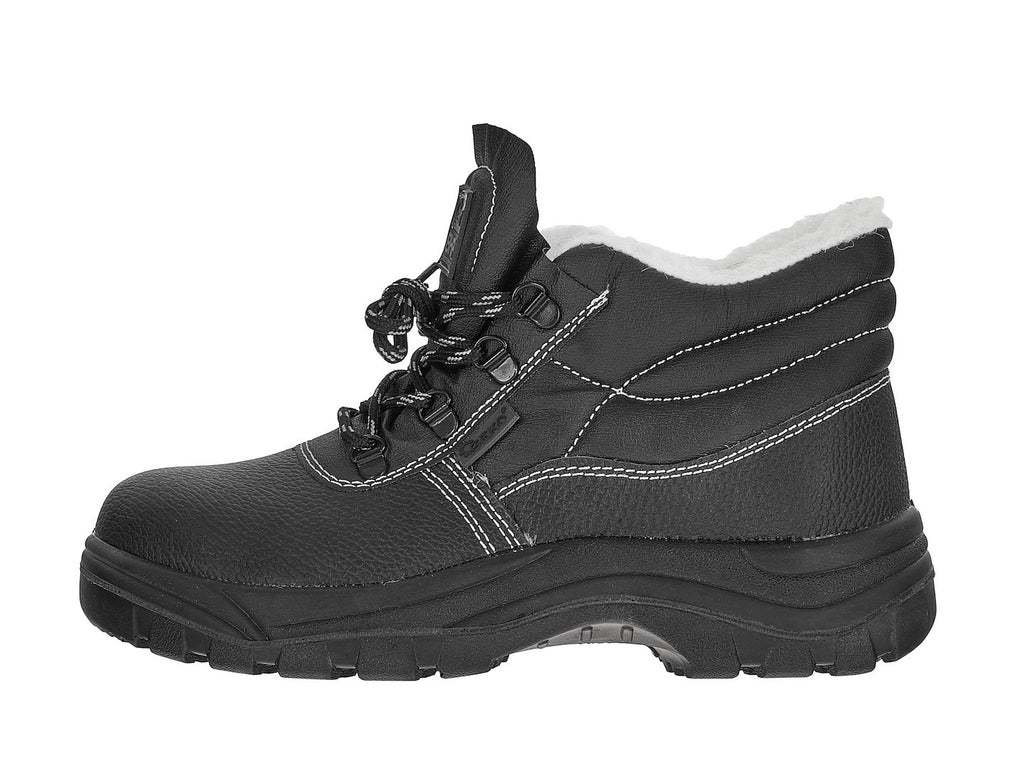 Insulated safety shoes S3 SRC – size 42