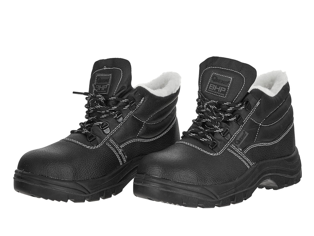 Insulated safety shoes S3 SRC – size 43