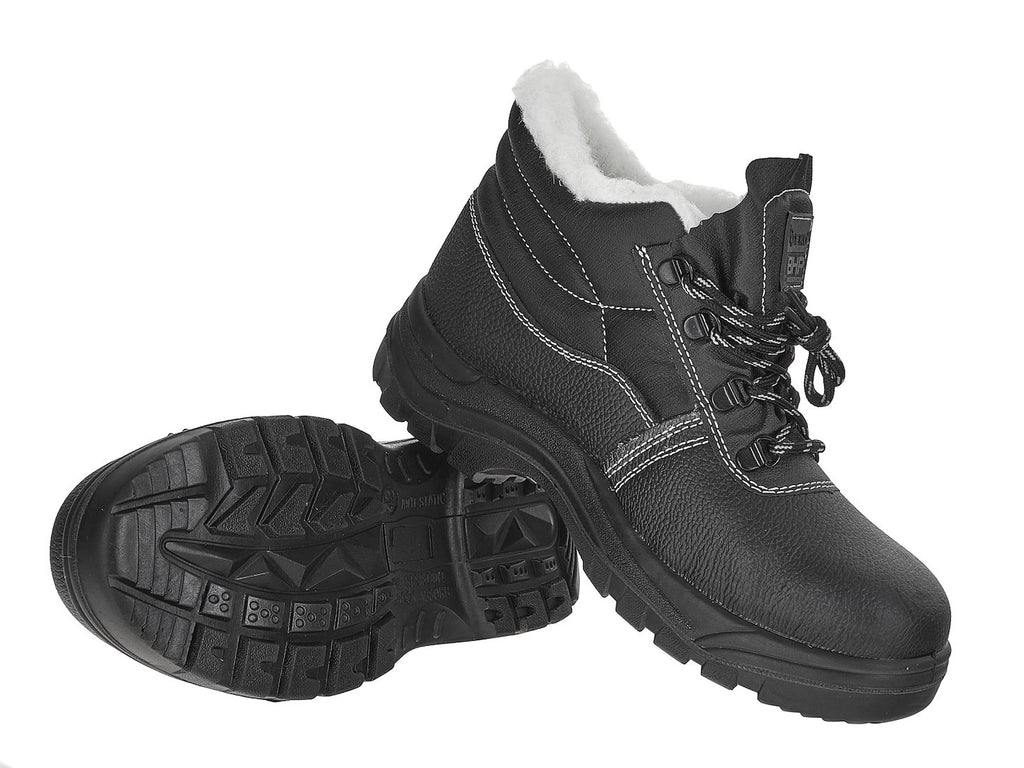 Insulated safety shoes S3 SRC – size 44