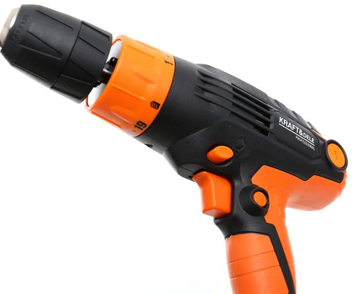 Corded Drill 880W KD1673