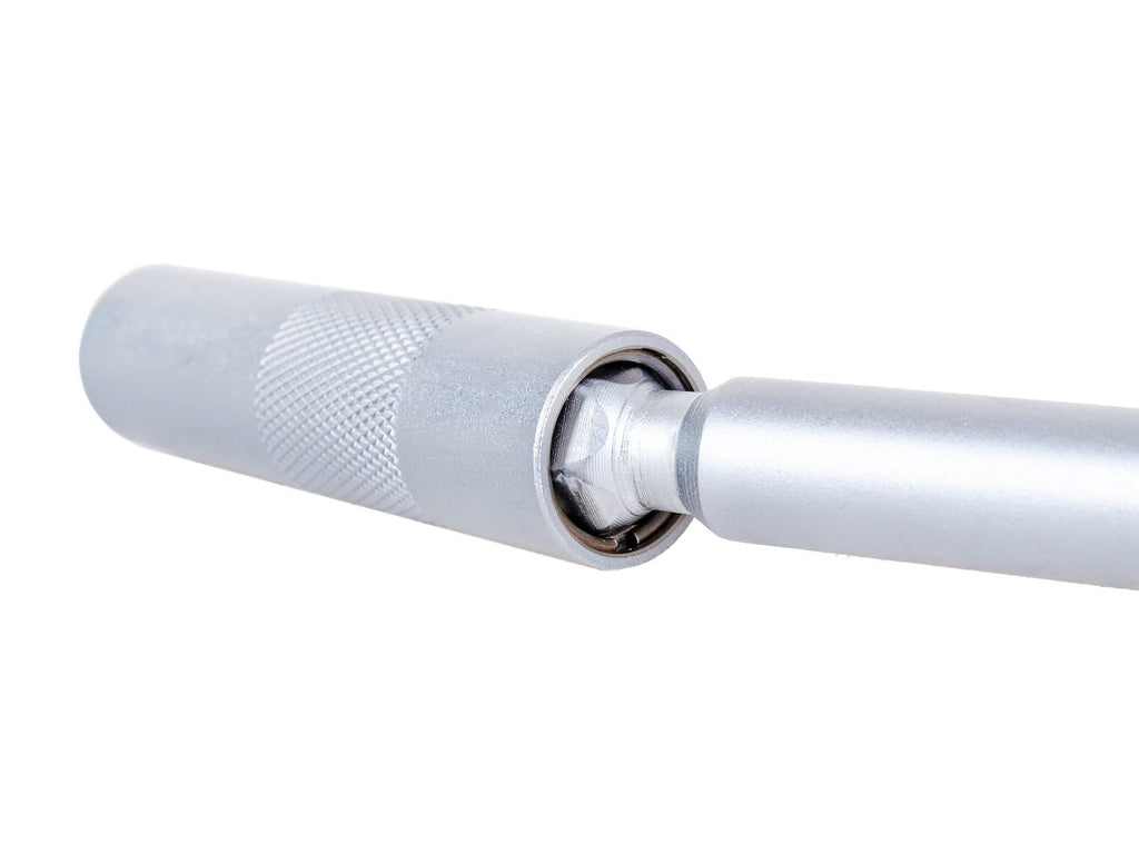 3/8" 14 mm thin-walled spark plug wrench with universal joint