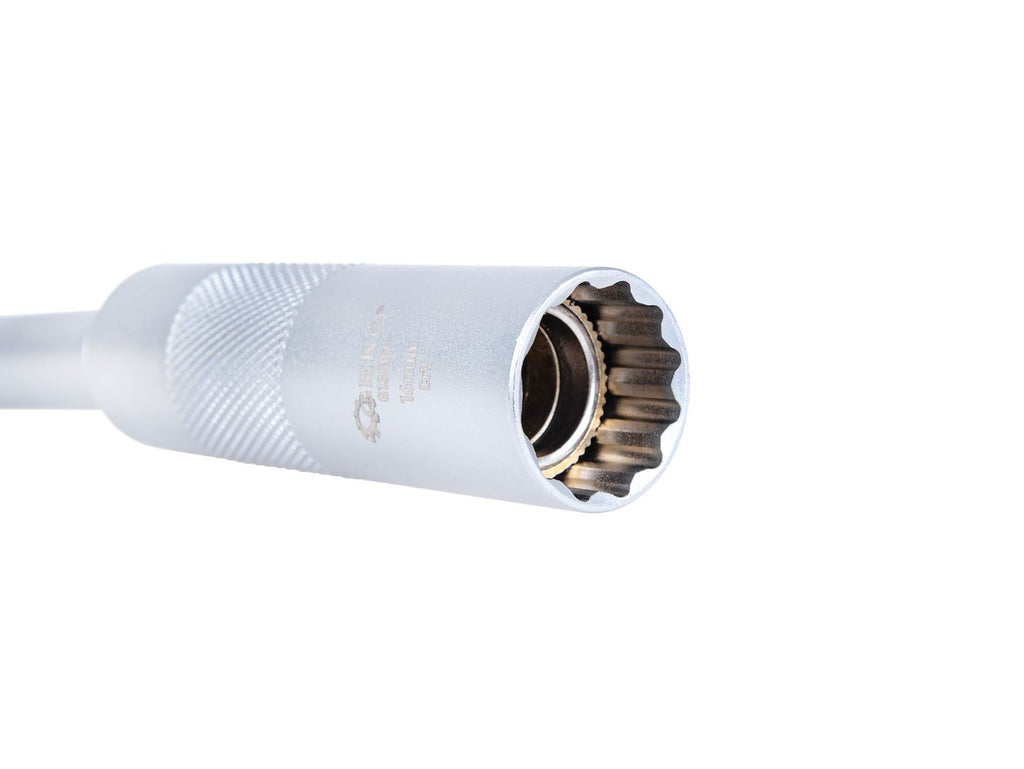 3/8" 16 mm thin-walled spark plug wrench with universal joint