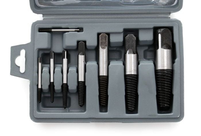 Screw extractors for broken screws 8 pcs. KD10262