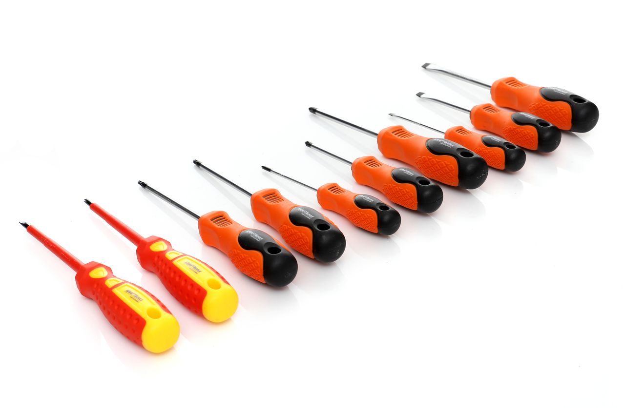 10-osaline kruvikeerajate komplekt KD10901