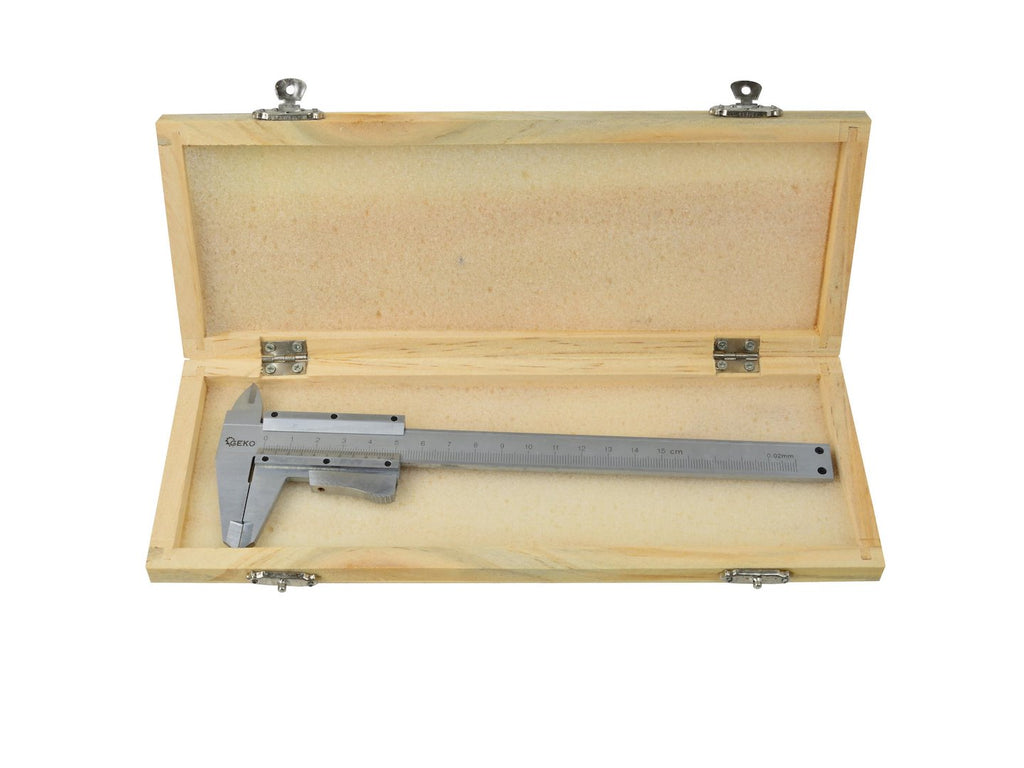 Vernier Caliper 150 mm, 0.02 mm resolution, Auto-lock, wooden box