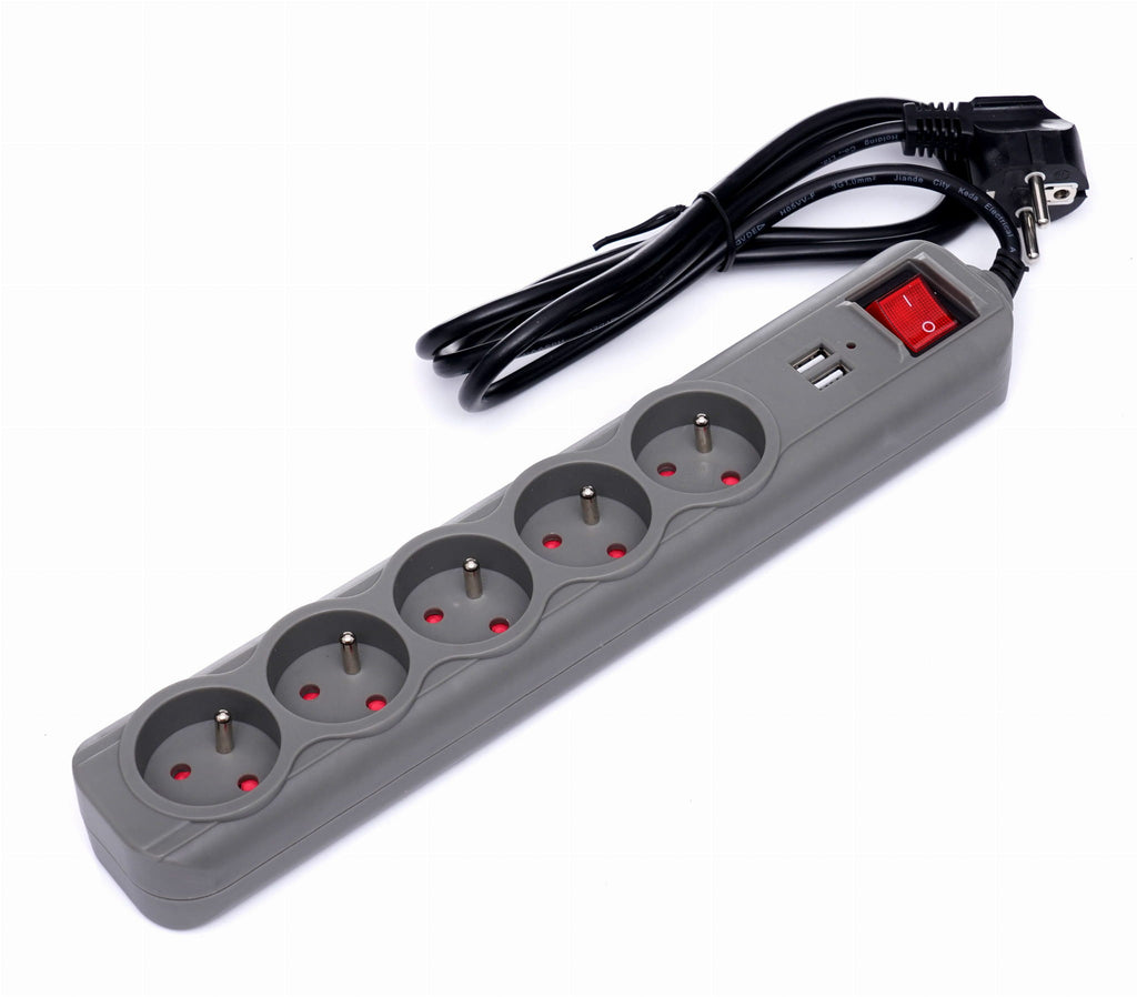 KRAFT&DELE pikendusjuhe 5 pesaga ja 2 USB-pordiga 1,5 m KD4033