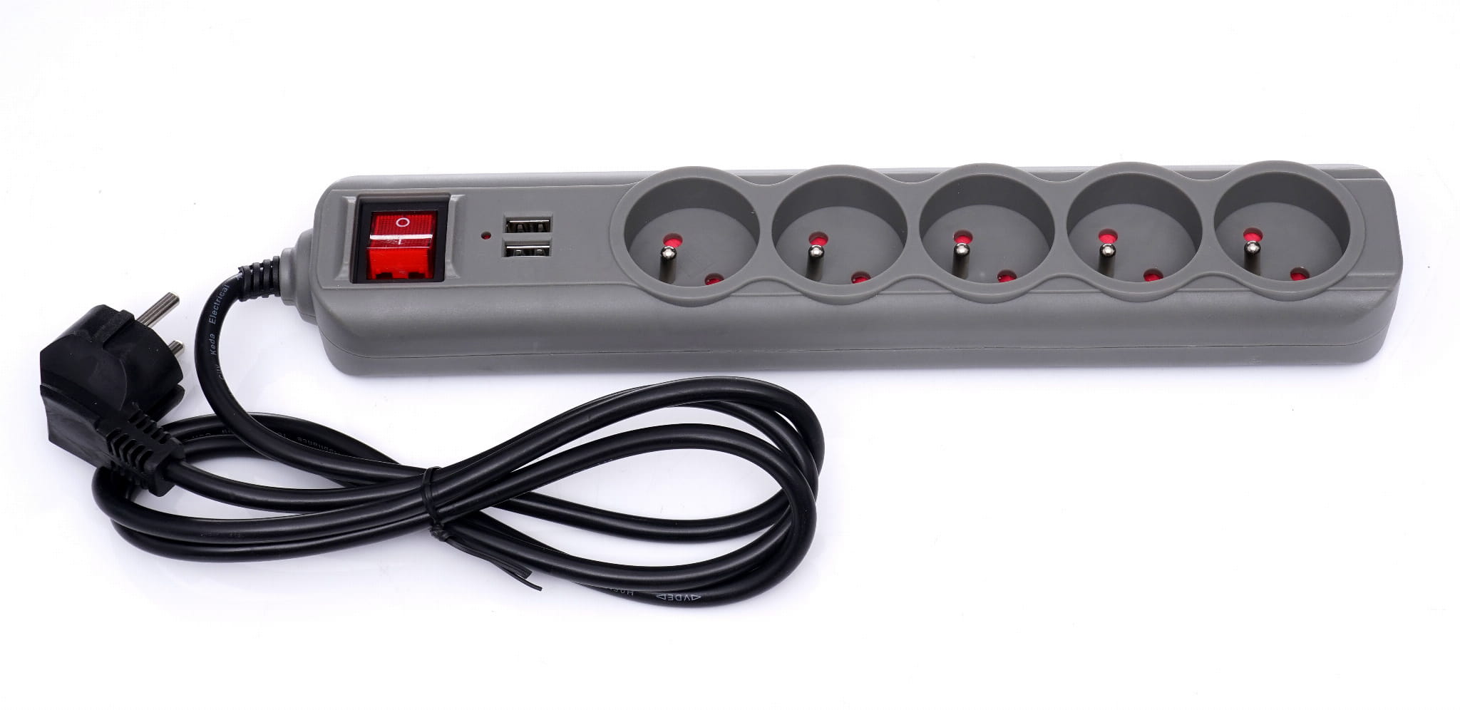 KRAFT&DELE pikendusjuhe 5 pesaga ja 2 USB-pordiga 1,5 m KD4033