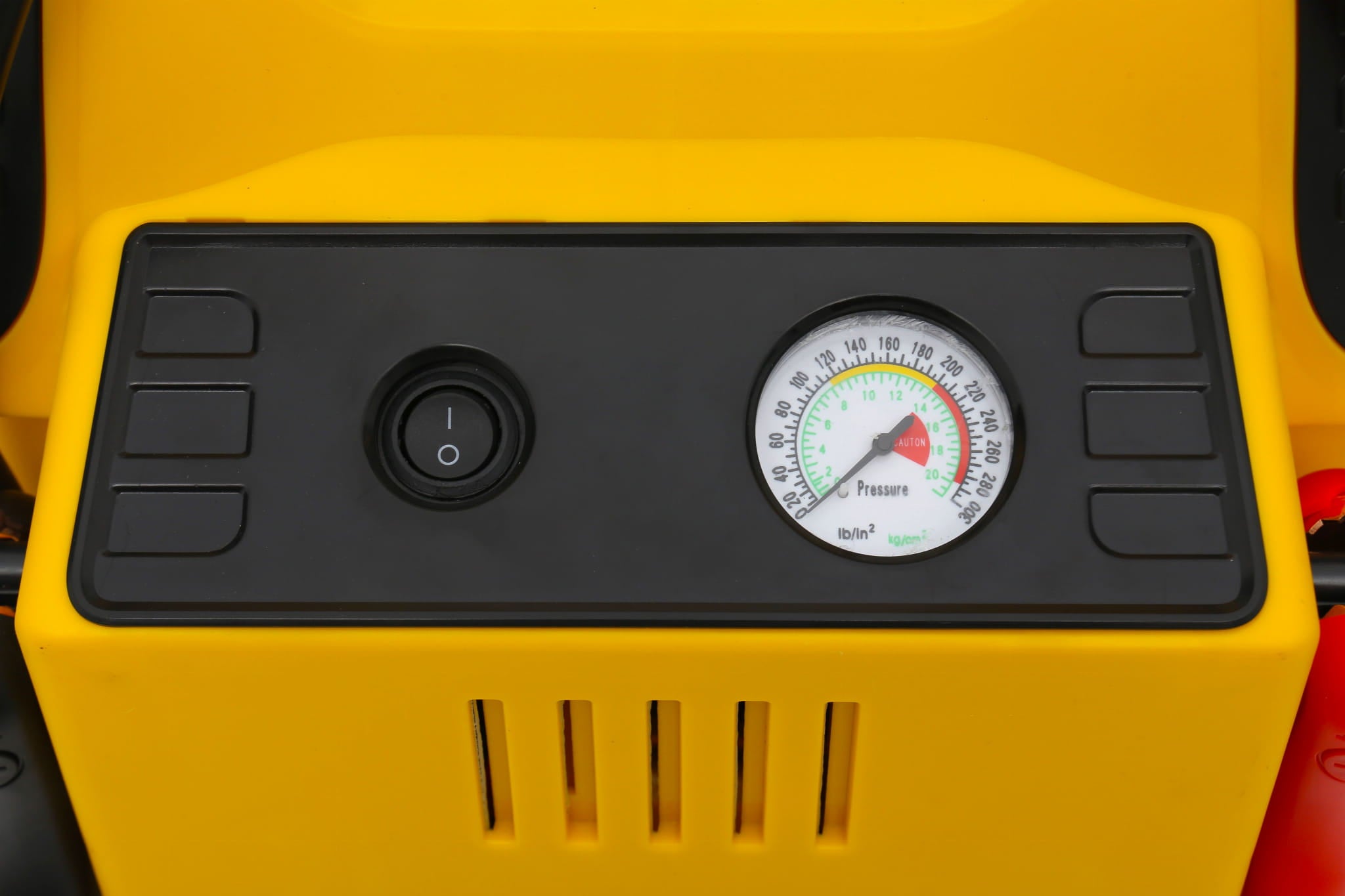 Hüppestarter 5-ühes – multifunktsionaalne seade – käivitusabi, kompressor, taskulamp KD1921