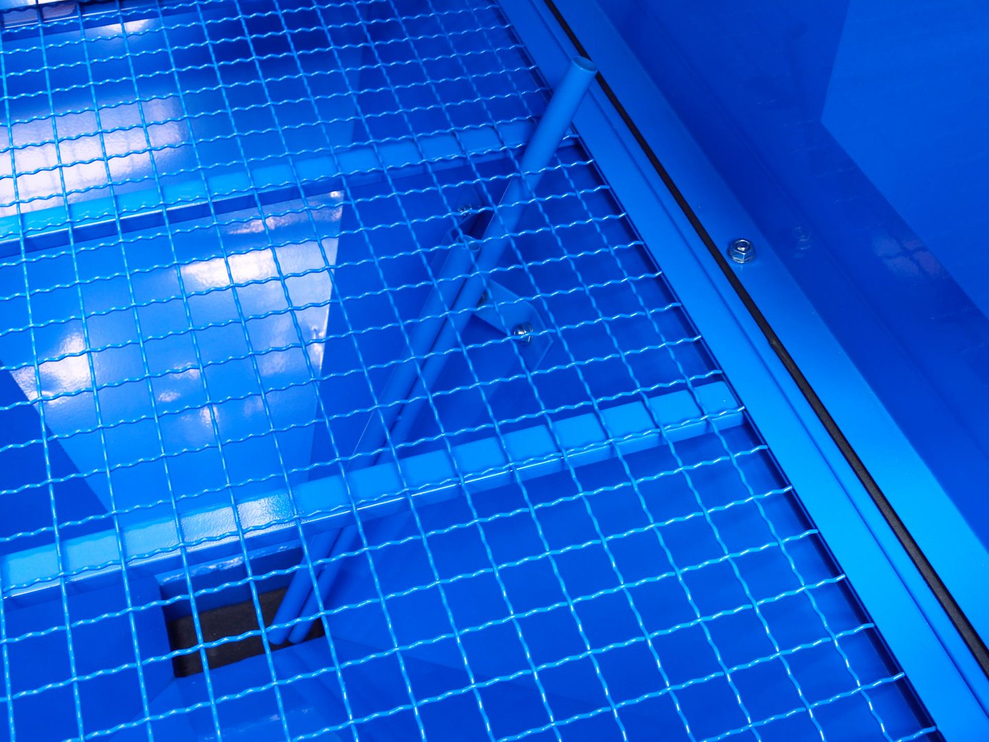 220 L Sandblast Cabinet