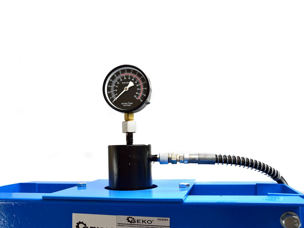 30-Ton Air/Hydraulic Shop Press with Gauge
