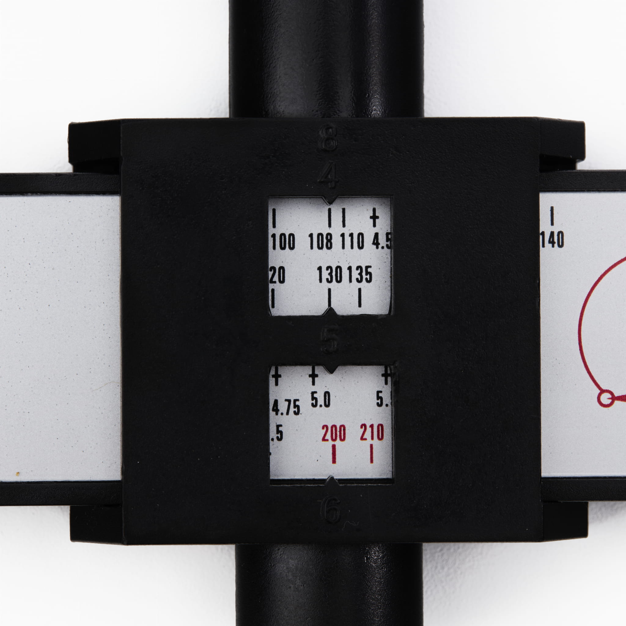 Kruvide vahekauguse mõõtmiseks mõeldud nihik KD10091