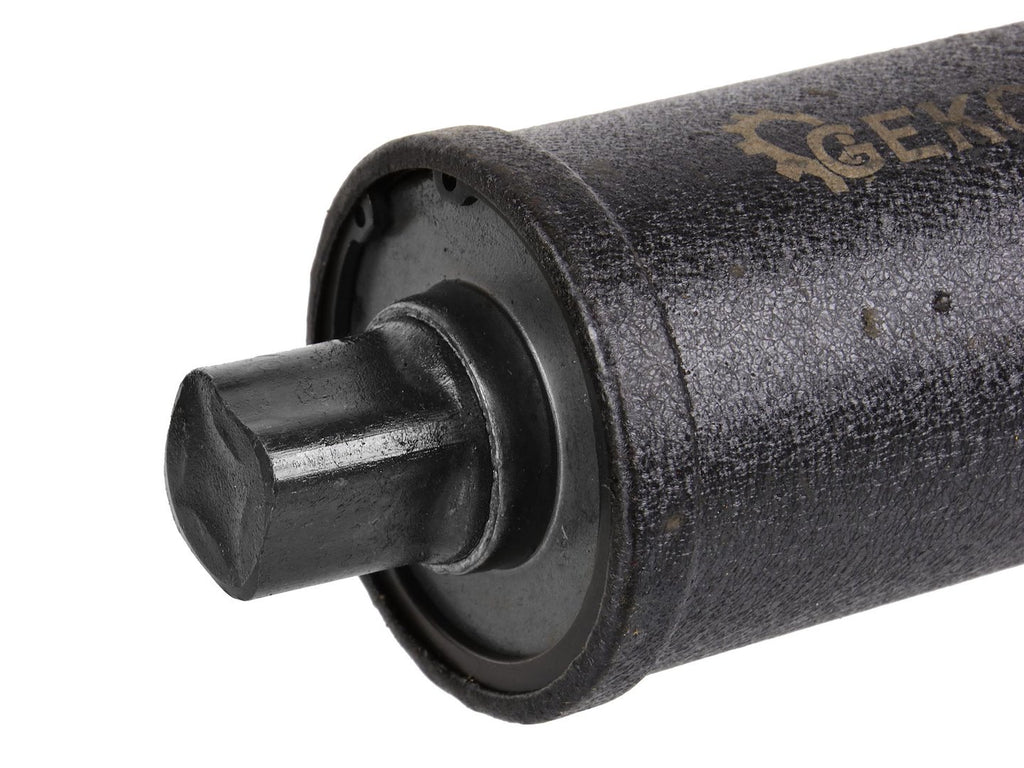 Labor-saving black wrench with 32 mm and 33 mm sockets