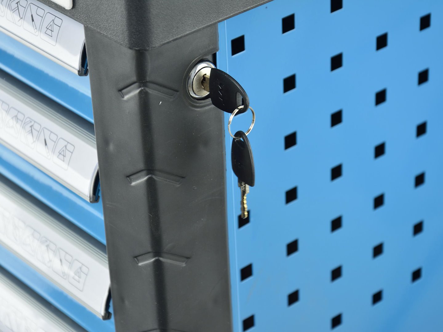 245 Tool Cabinet, 6 Drawers