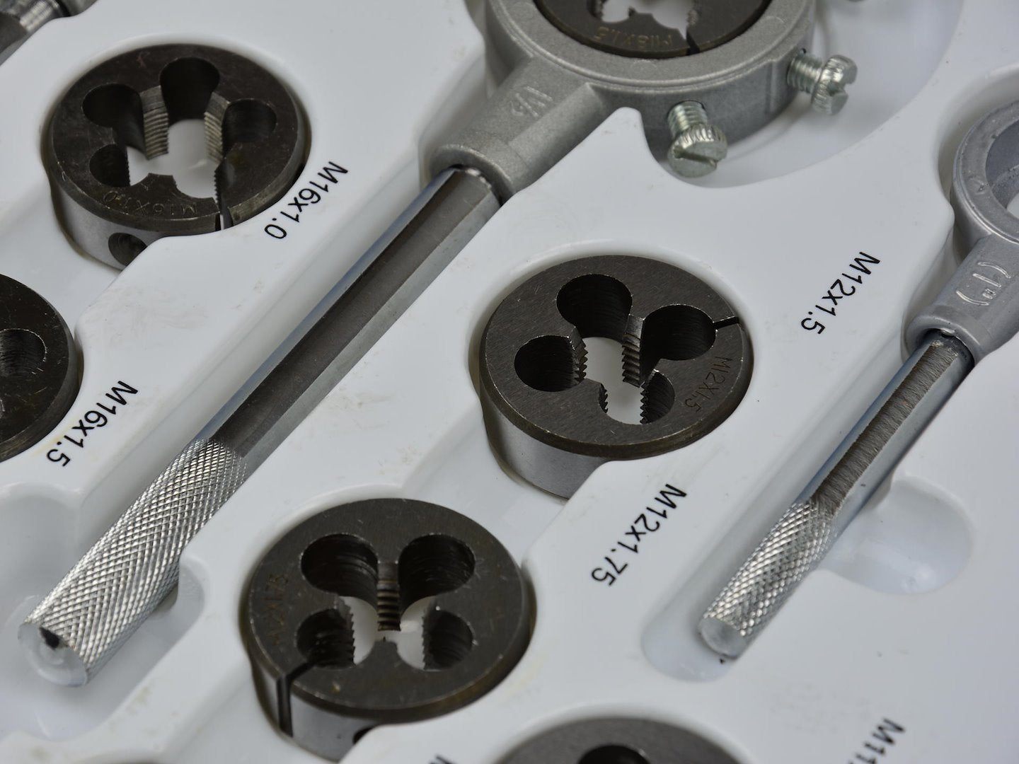 110-piece Metric Tap and Die Set M2-M18
