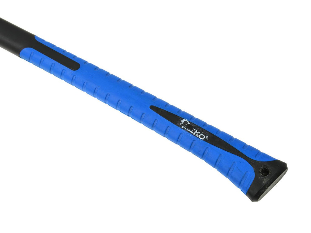 Axe with TPR handle 1250G x 28"