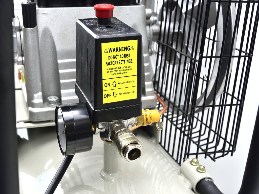 100L Oil-Lubricated Air Compressor Type Z — 8 bar, 390 L/min