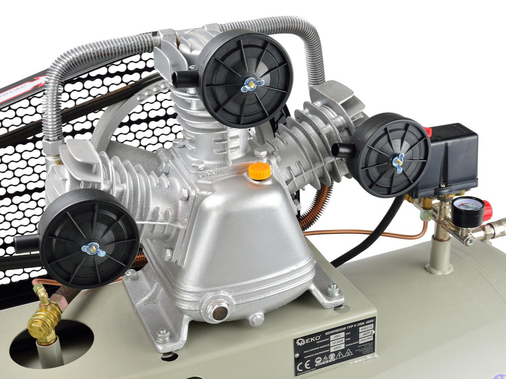 200 L Oil Lubricated Air Compressor, Triple Cylinder, 10 bar, 490 L/min, 400 V