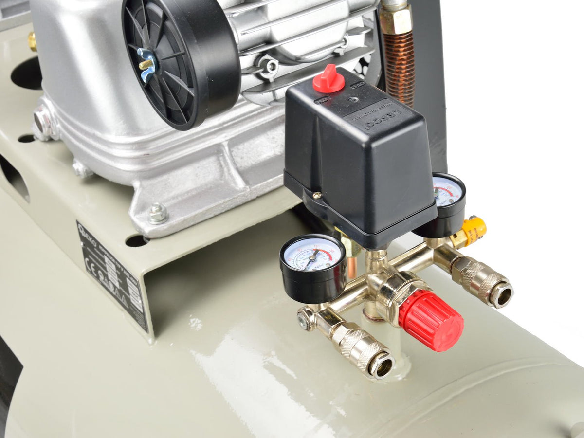 200 L Oil Lubricated Air Compressor, Triple Cylinder, 10 bar, 490 L/min, 400 V