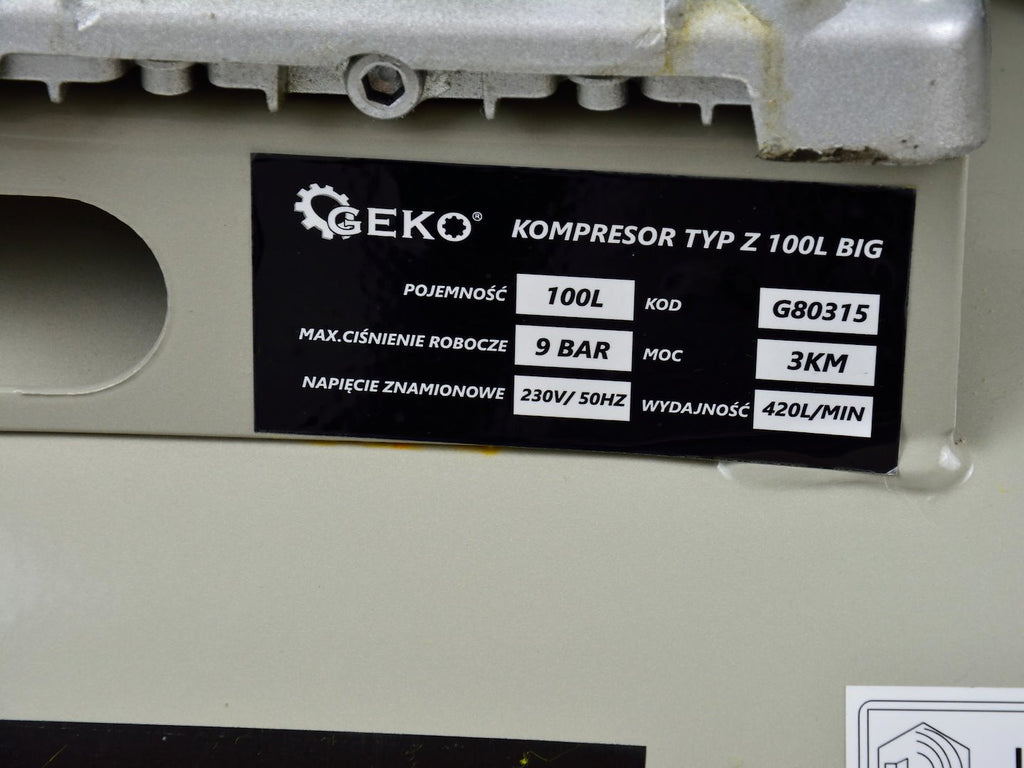 100 L Oil-Lubricated Air Compressor type Z — 9 bar, 420 L/min — BIG