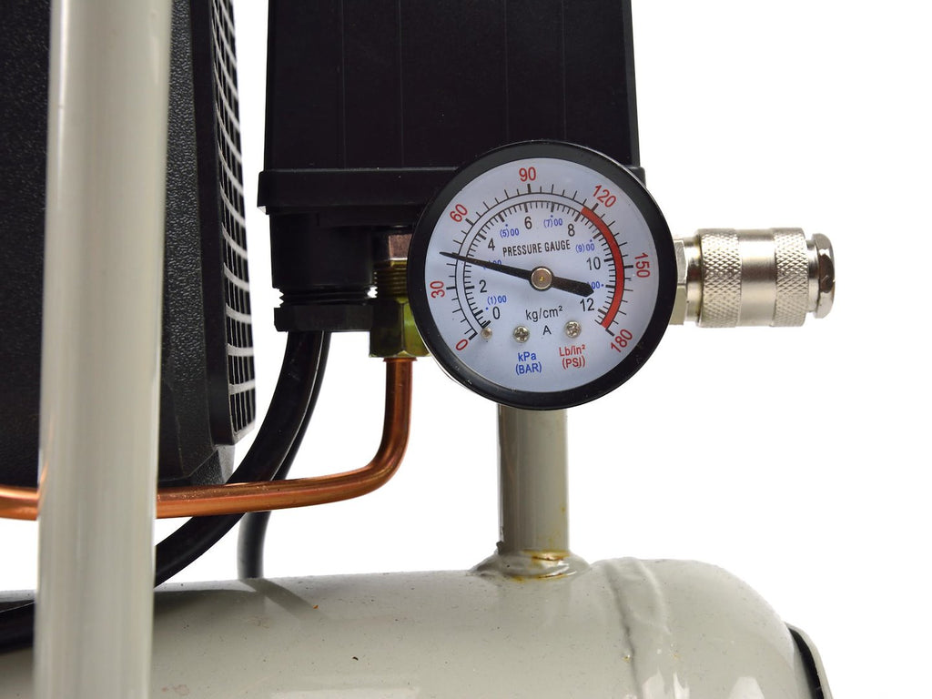 8L Oil-Lubricated Air Compressor — 8 bar, 118 L/min