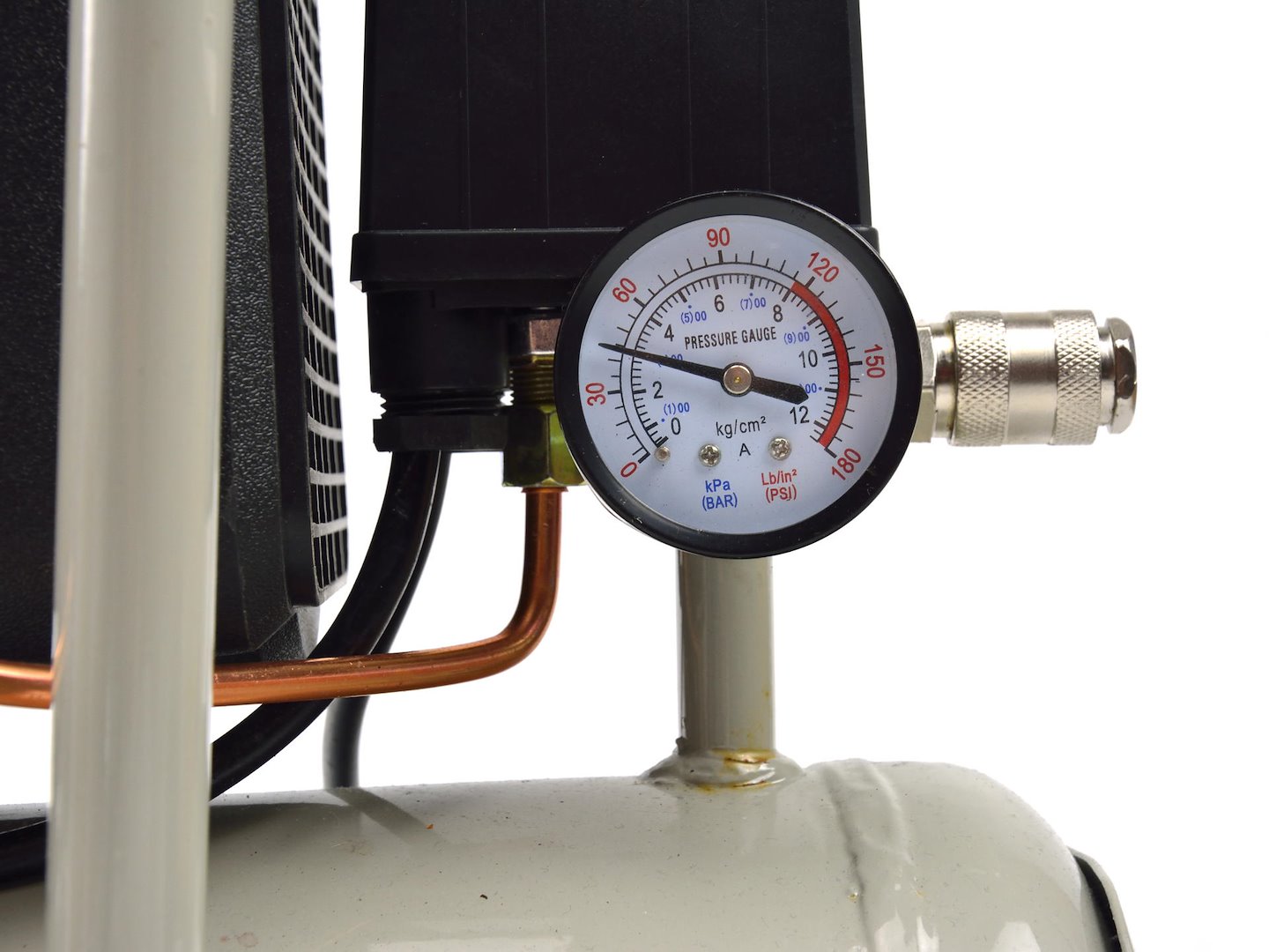8L Oil-Lubricated Air Compressor — 8 bar, 118 L/min