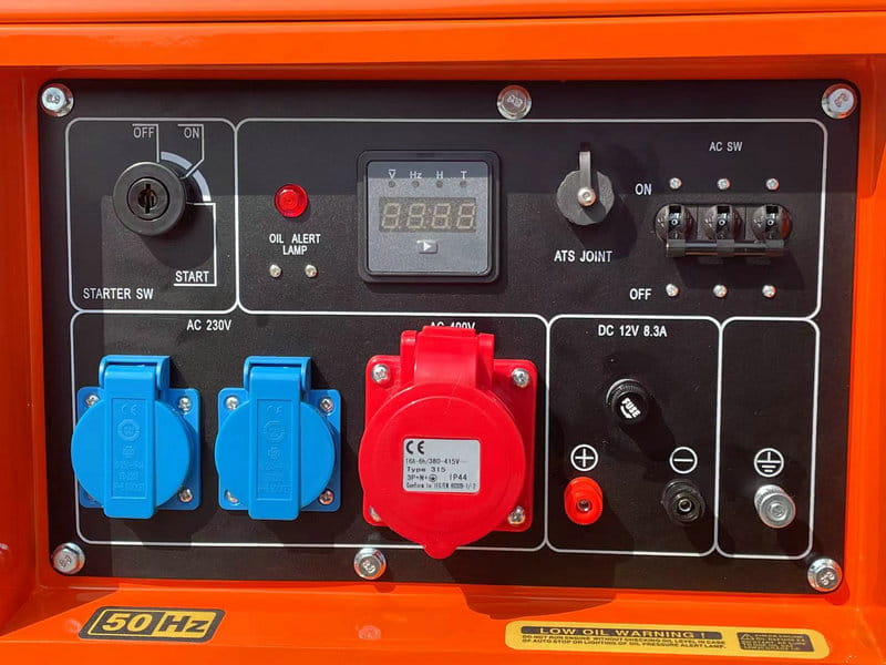 Diesel Generator 7000W 12/230/380V +ATS KD121