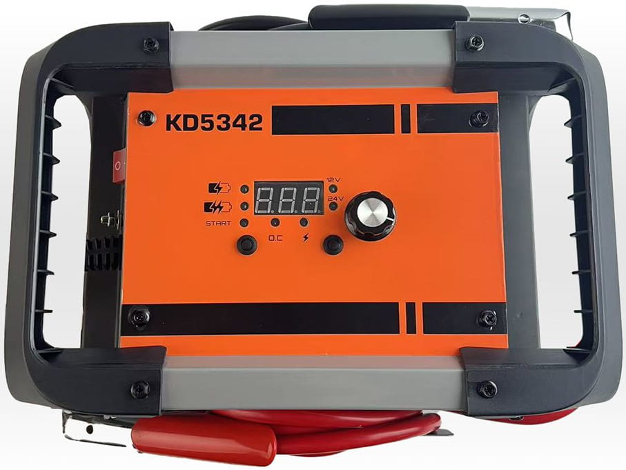 Stardilaadija 20-700Ah 12/24V 85A KD5342