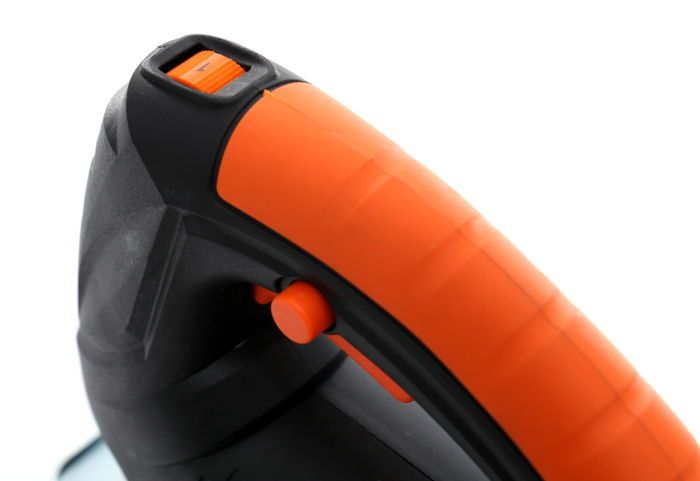 Jigsaw 700W KD1675