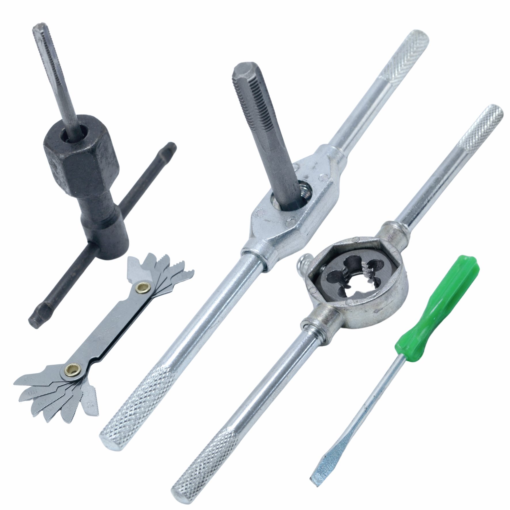 40-osaline keermetappide ja -plaatide komplekt mustas karbis