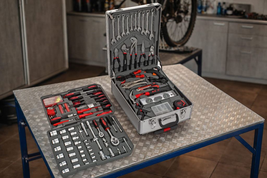 Mutrivõtmete komplekt 188 tk KD314 alumiiniumkohver (B36)