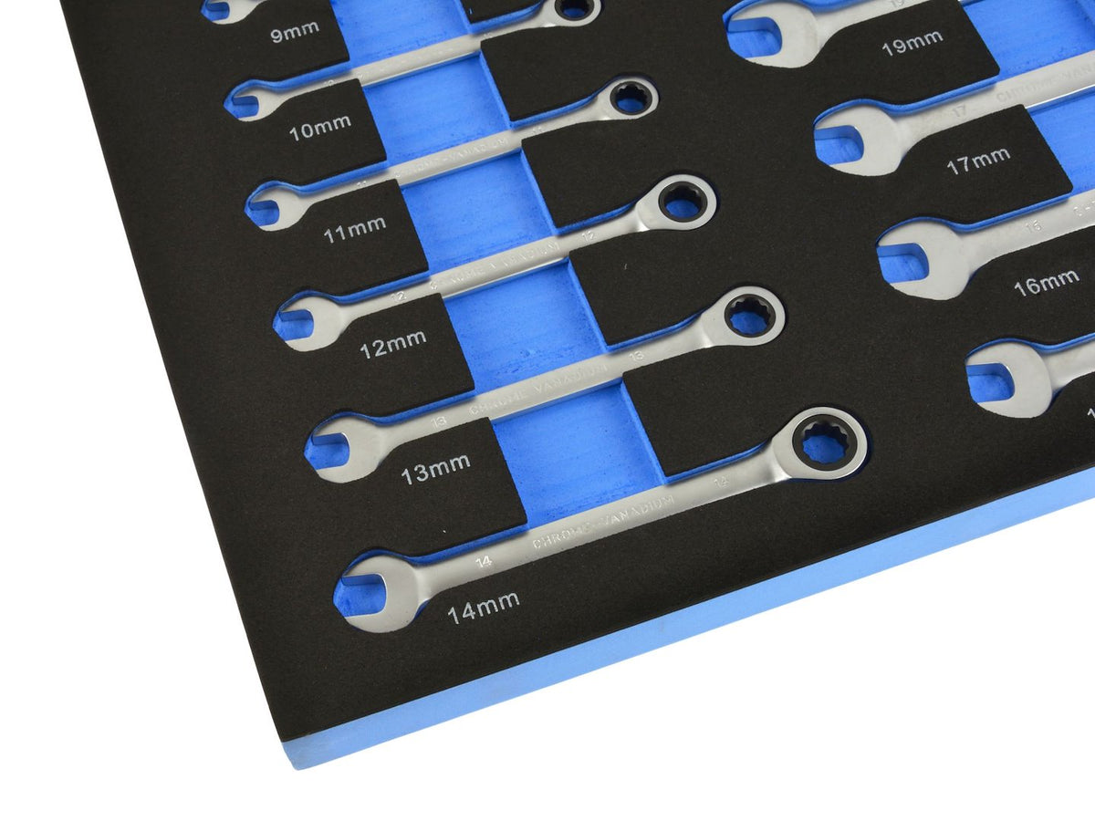 13-piece ratchet wrench set 8-22 mm
