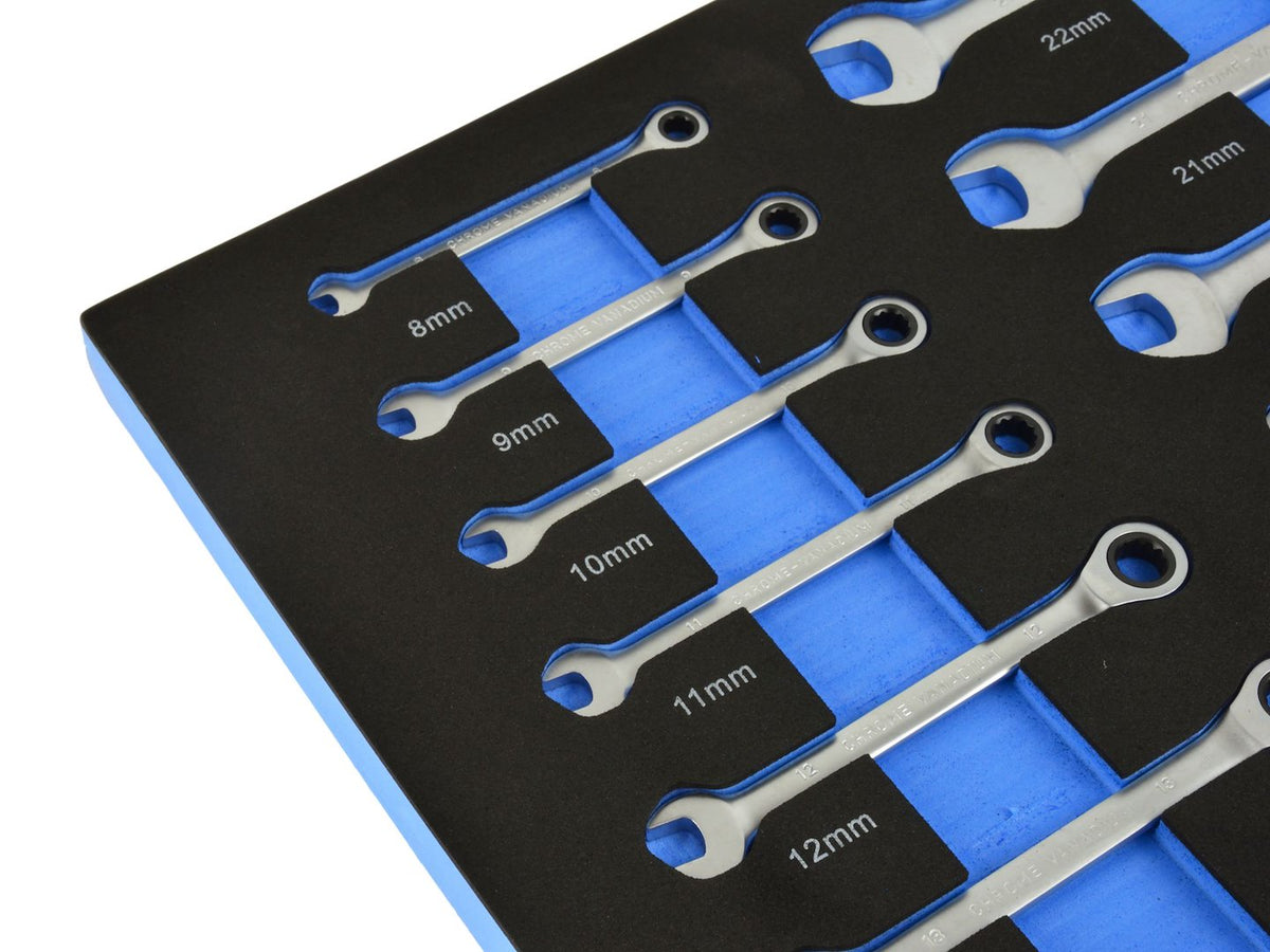 13-piece ratchet wrench set 8-22 mm
