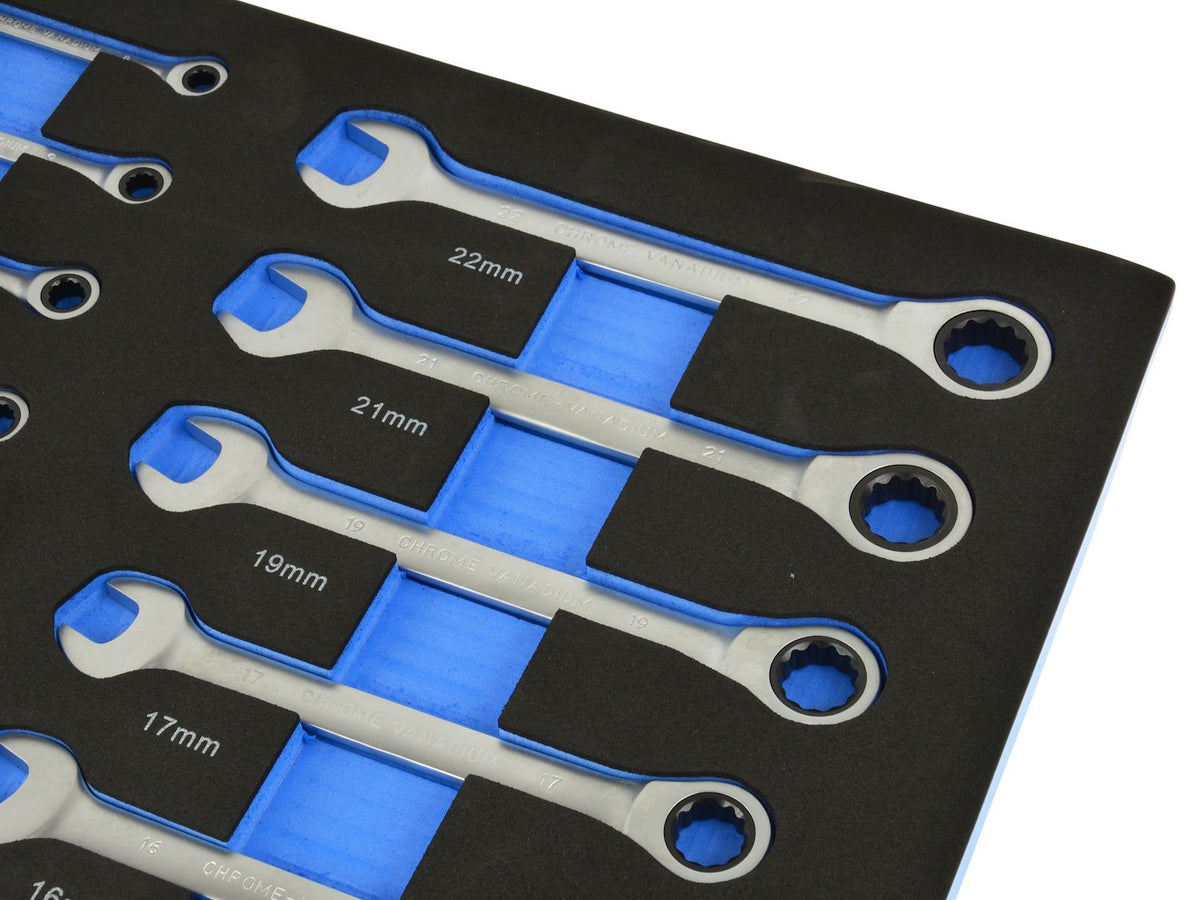 13-piece ratchet wrench set 8-22 mm