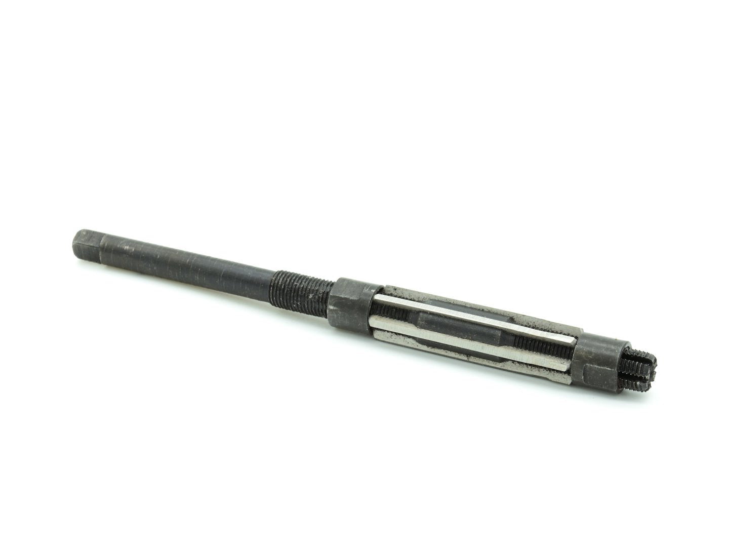 Adjustable reamer 13.75–15.25 mm