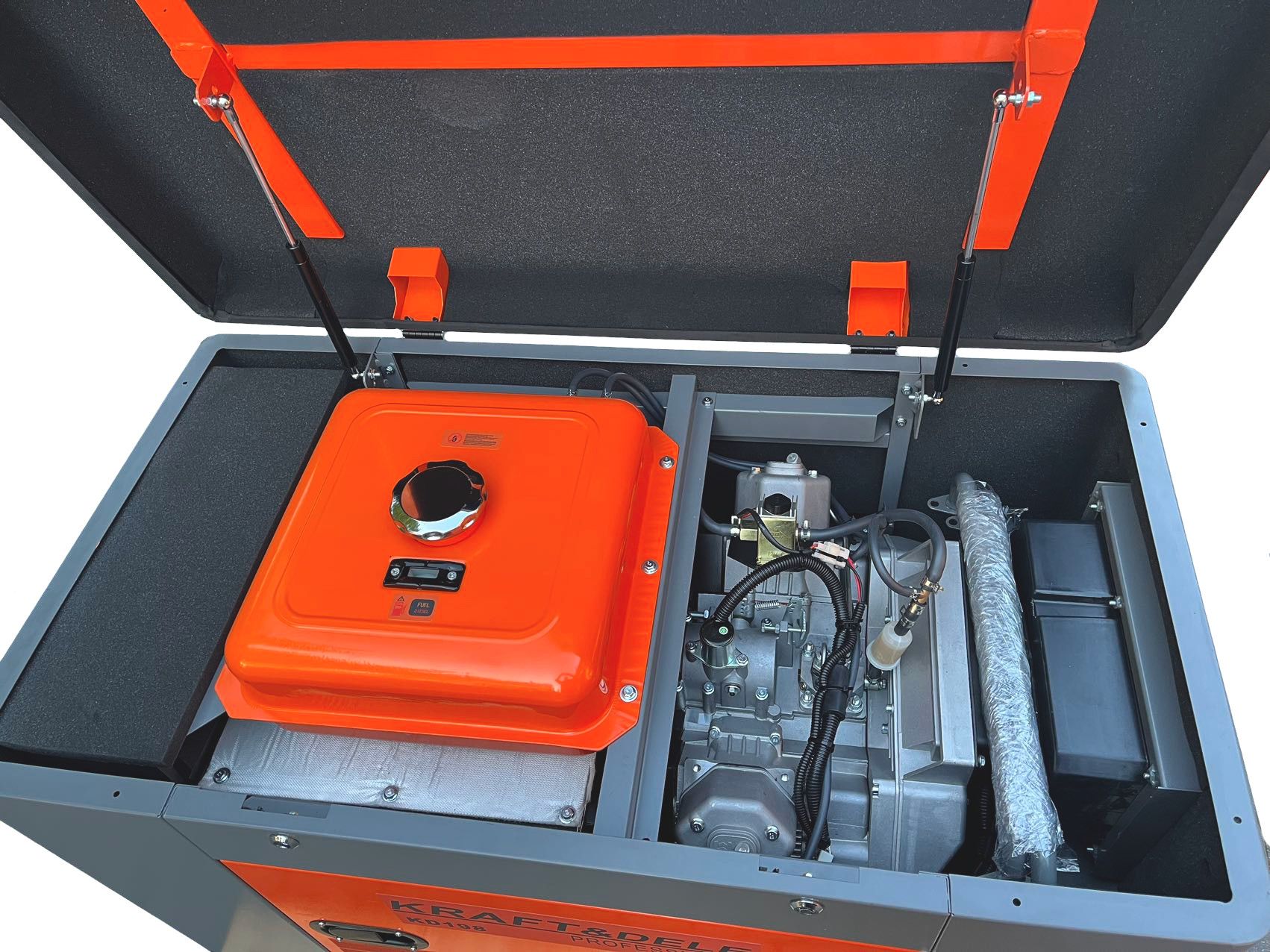 Ühefaasiline DIESEL generaatorikomplekt 18/19 kW KD199
