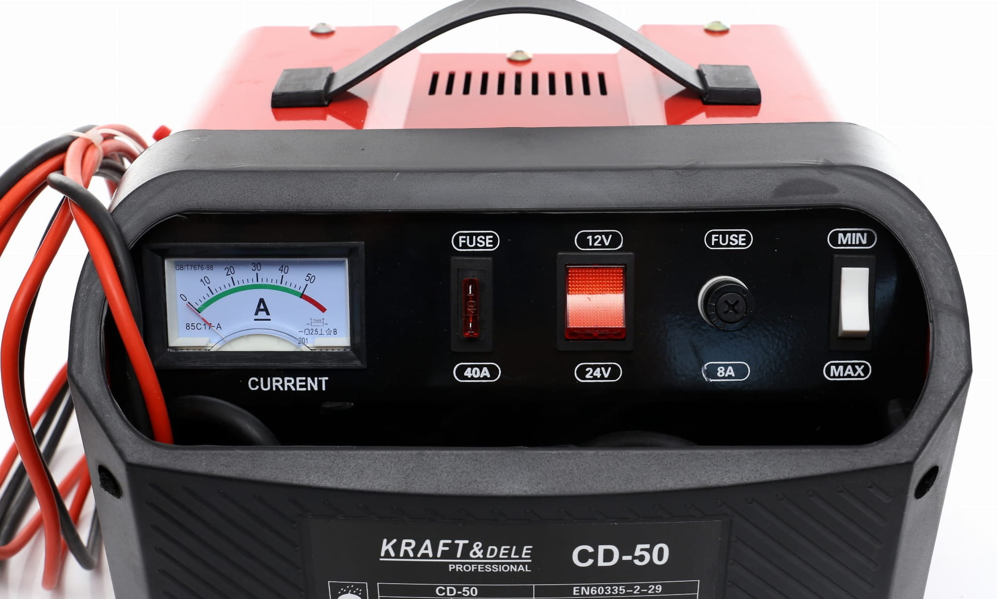 Car battery charger 12/24V 50A 320Ah KD1910