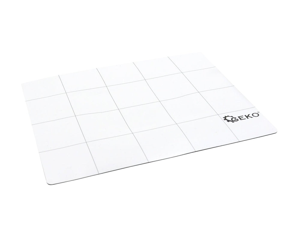 Magnetic Screws Mat 25 x 20 cm