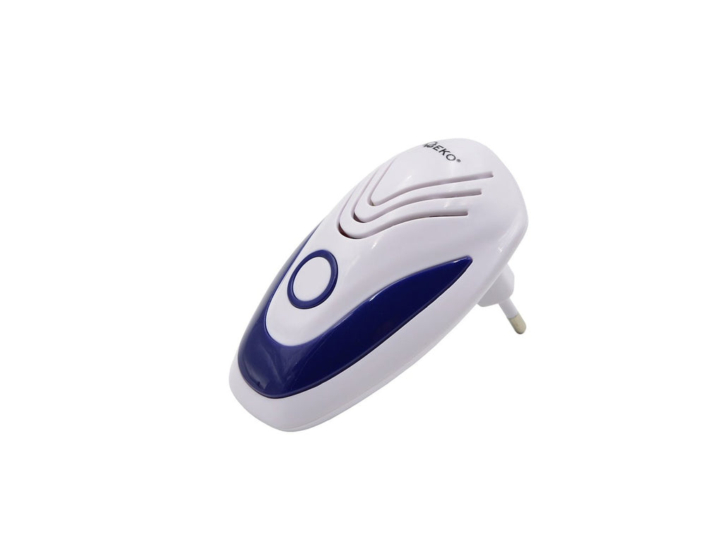 Ultrasonic LED Pest Repeller Plug-In