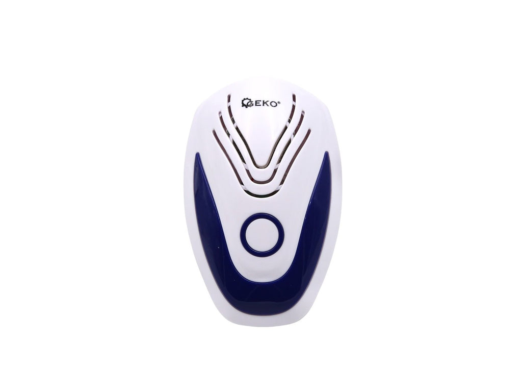 Ultrasonic LED Pest Repeller Plug-In