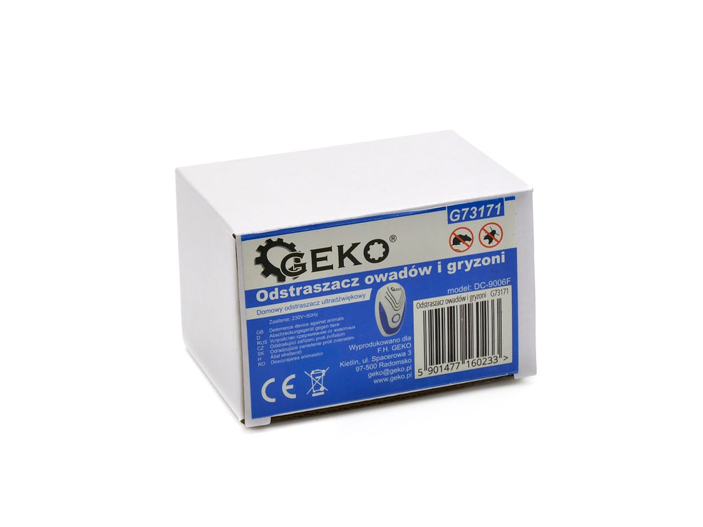 Ultrasonic LED Pest Repeller Plug-In