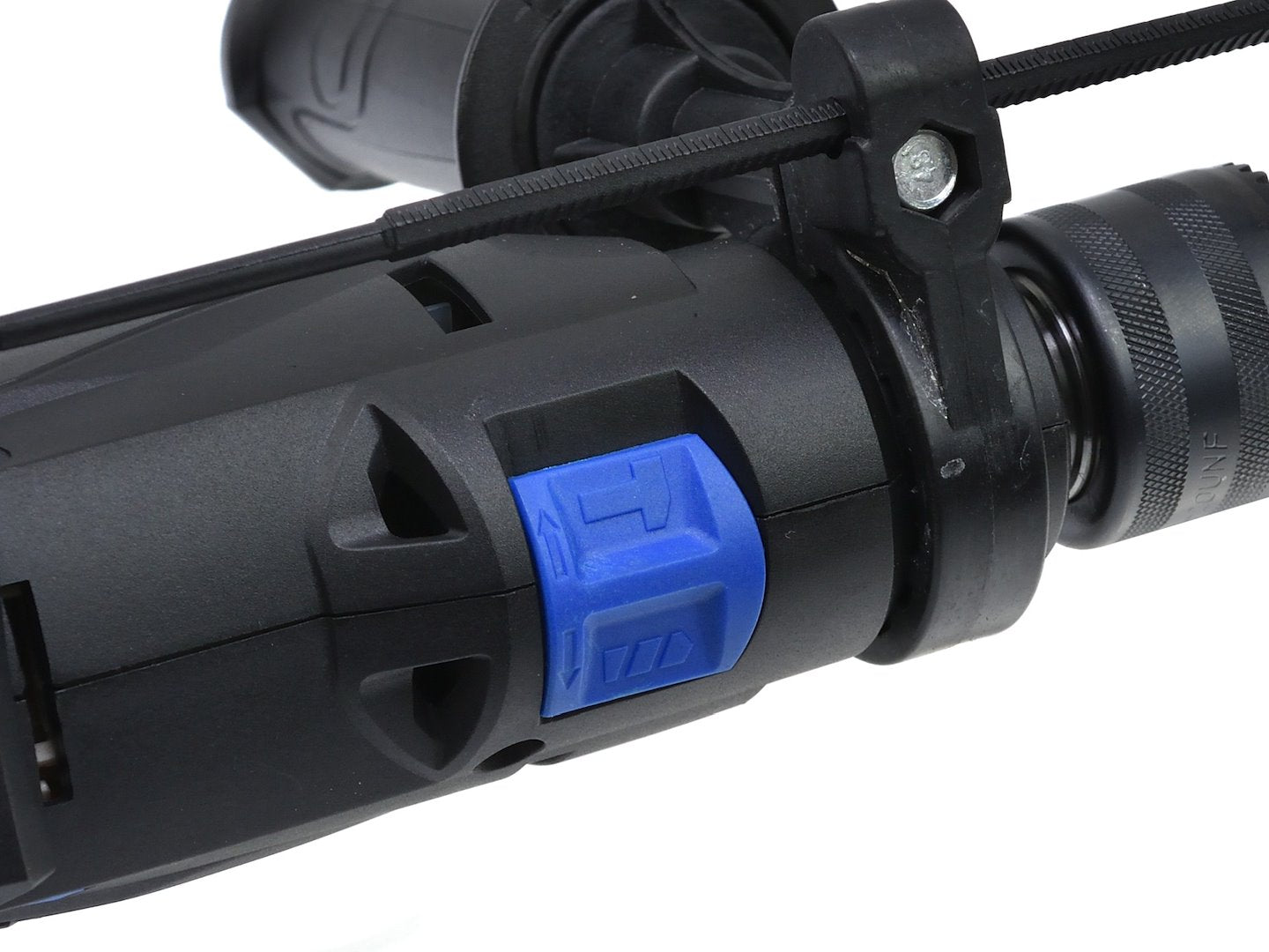 Impact drill 13 mm 810 W GEKO X-Comfort