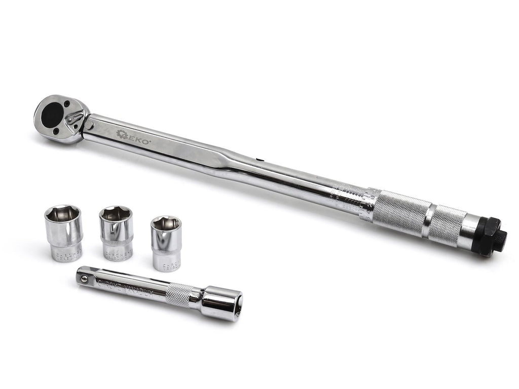Torque wrench 1/2" 28 - 210 Nm + sockets + bar
