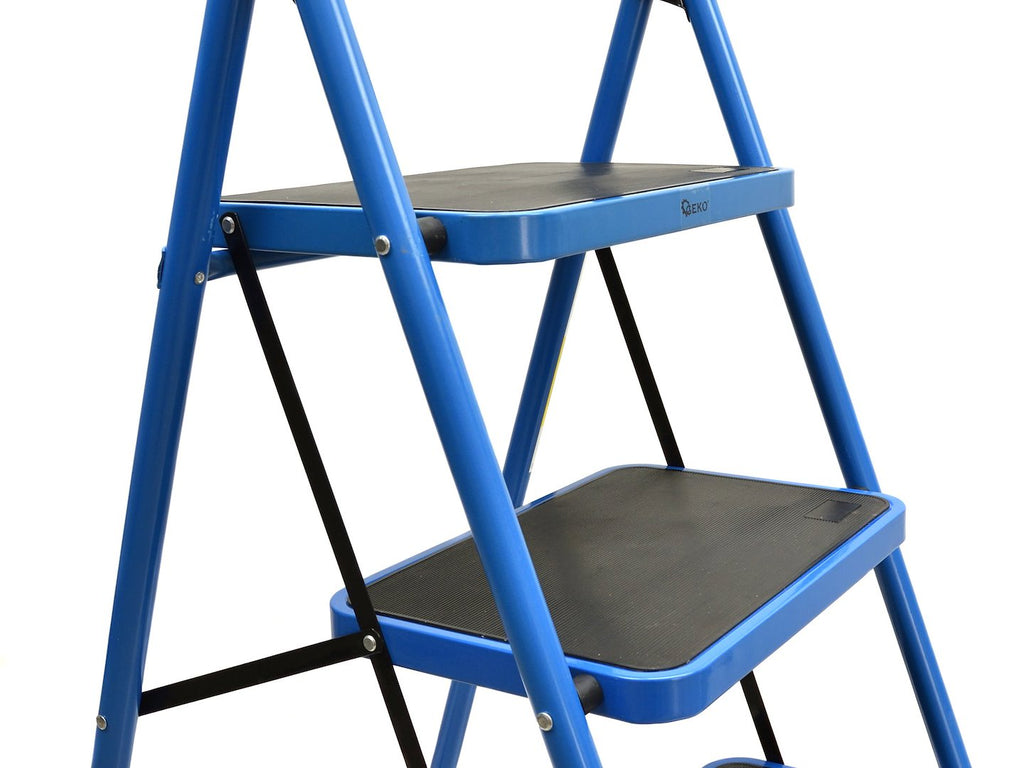 3-step foldable ladder