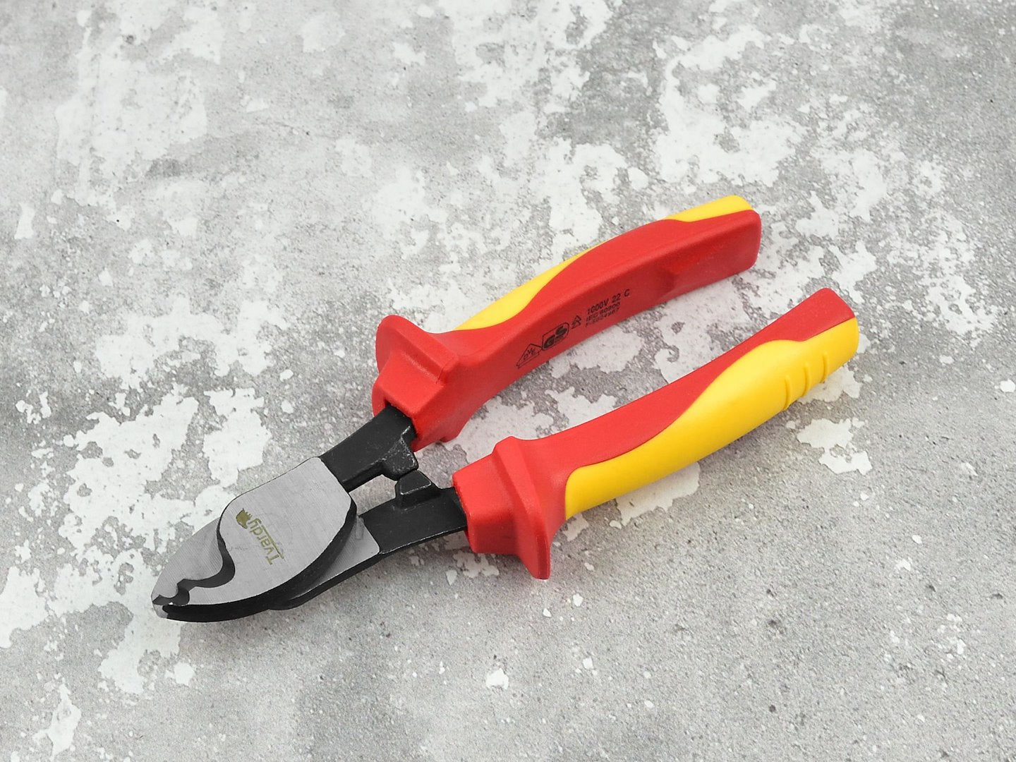 Electric Cable Cutter 160 mm VDE