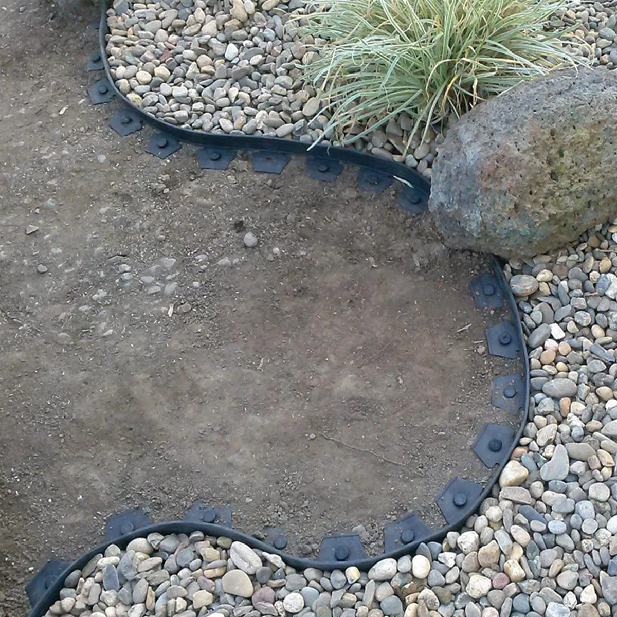 Garden Lawn Edging Set 60mm x 50mm x 10m with 30 Black Anchors