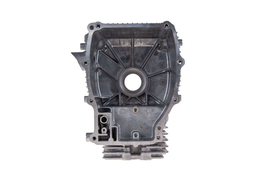 Oil crankcase for generator T05015