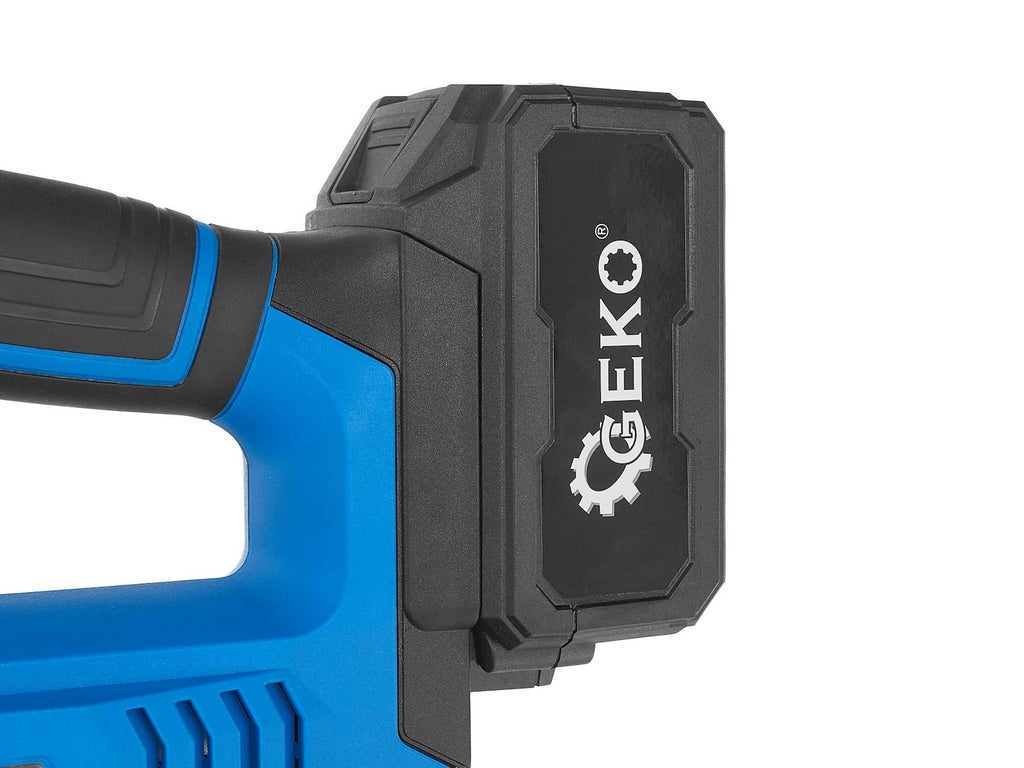 Cordless grease gun with 4.0 Ah battery & charger