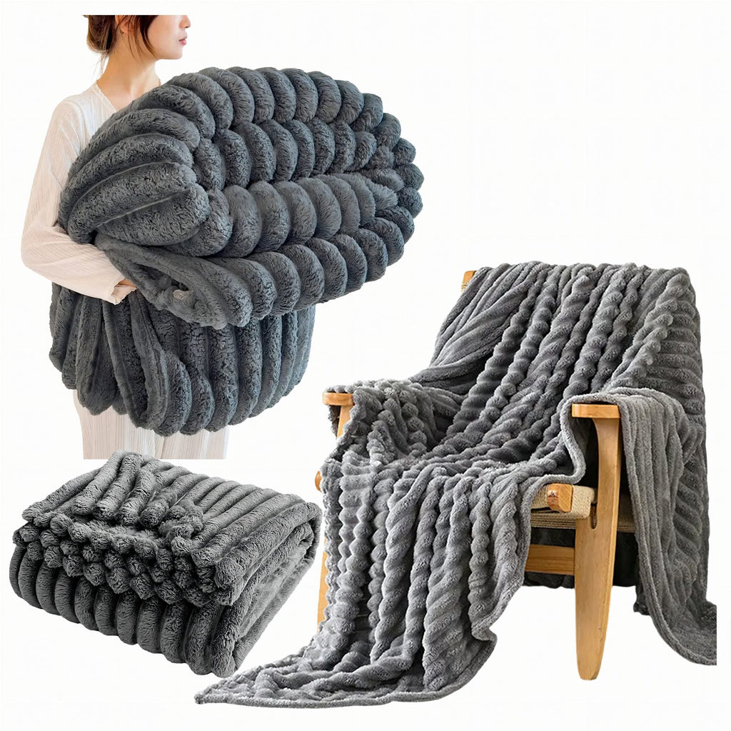 Dekoratiivne mikrokiust pleed reljeefsete triipudega 200 × 220 cm RC-K-2065